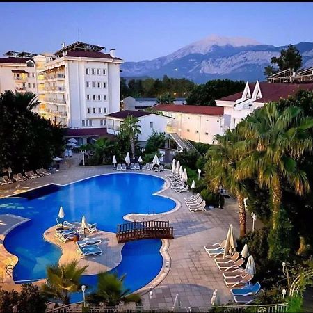 Miramor Hotel & Spa Antalya Exterior foto A resort in Turkey